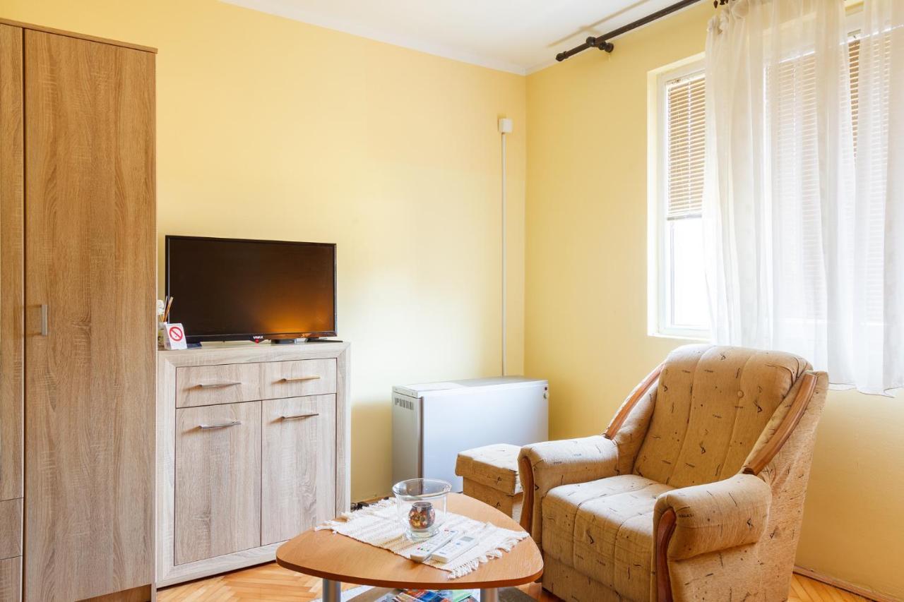 Apartment Bogojevic *